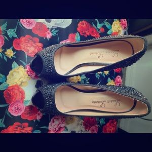 Black Lauren Lorraine Heel size 6.5 worn one time